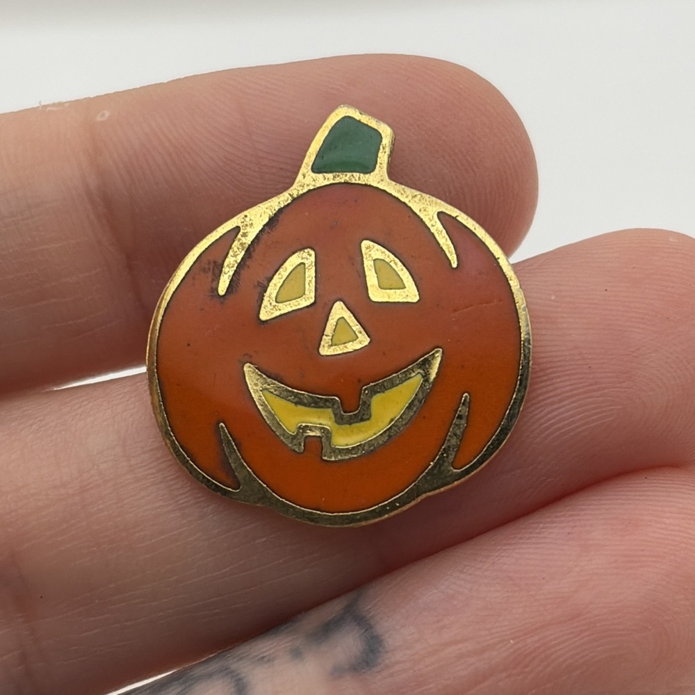 Cute Halloween Pumpkin Jack O Lantern Cartoon Lapel Hat Pin